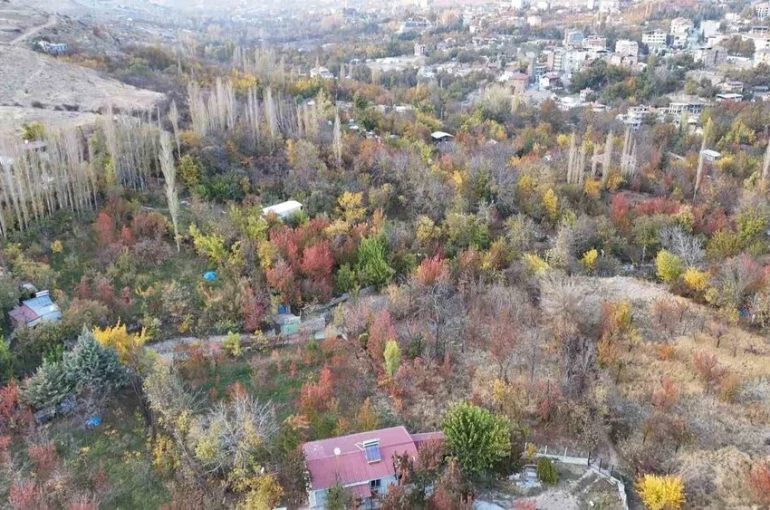 Yeşilyurt’ta sonbaharda kartpostallık görüntüler ortaya çıktı 