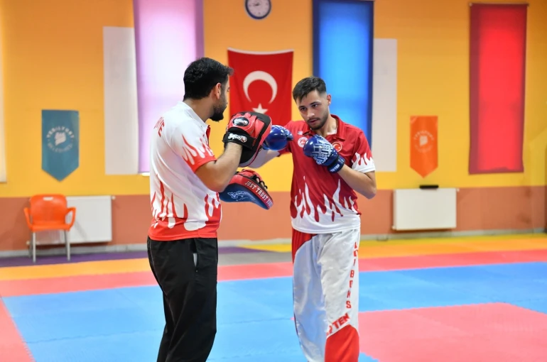 Yeşilyurt’un şampiyonları Avrupa’da ringe çıkıyor 