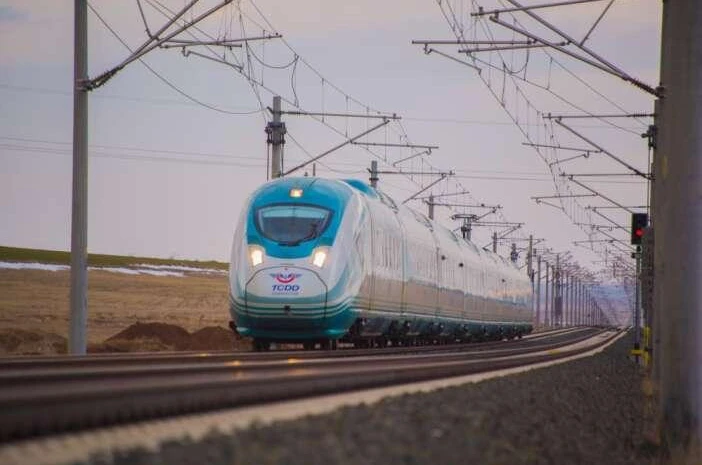 YHT biletlerine zam geldi! İşte Konya - Ankara ve Konya - İstanbul fiyatları