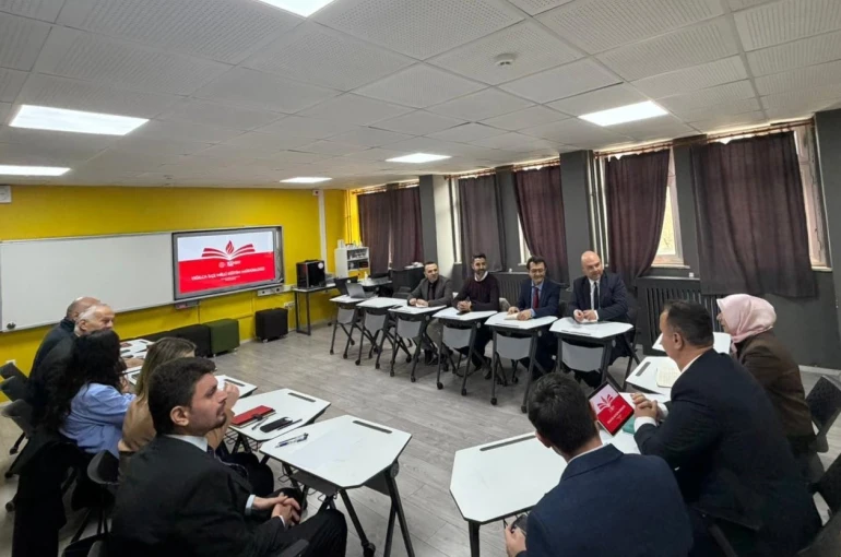 Yığılca’da eğitim yöneticileriyle istişare toplantısı 