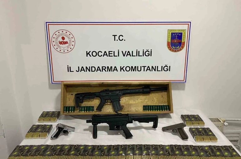 Yılbaşı öncesinde operasyon: 2 bin 61 tabanca fişeği ele geçirildi 