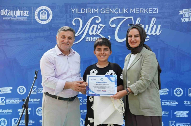Yıldırım Gençlik Merkezi Yaz Okulu’nda mezuniyet coşkusu