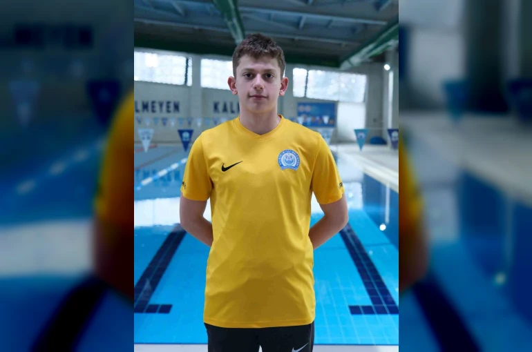 Yıldırımlı yüzücülere milli gurur 