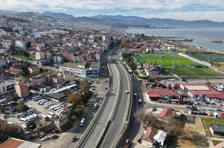 Yıllarca yıkılması çok tartışıldı şimdi bakanlık raporu bekleniyor 