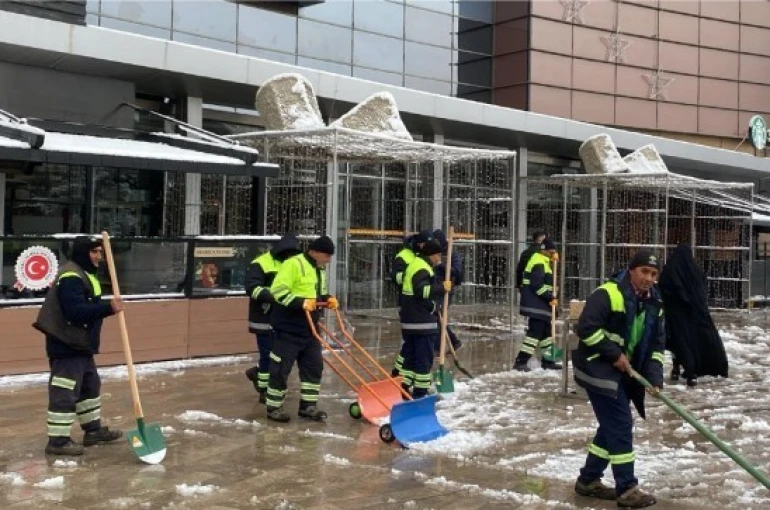 Yılmaz’dan kar yağışı öncesi önemli uyarılar 