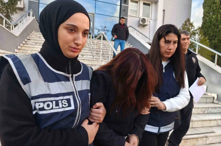 Yoğun bakımdaki bebeği darbeden hemşire tutuklandı 