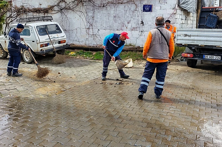 Yoğun yaşın ardından belediye ekipleri sahada 