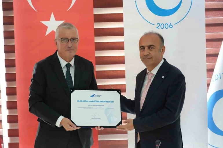 YÖKAK’tan Adıyaman Üniversitesi’ne kurumsal akreditasyon belgesi 