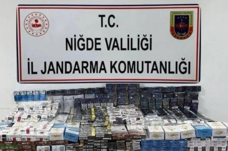 Yol kontrolünde 3 bin 606 paket kaçak sigara ele geçirildi