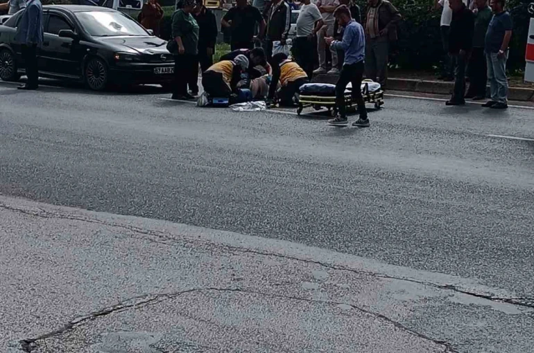Yolun karşısına geçmek isteyen yayaya çarptı