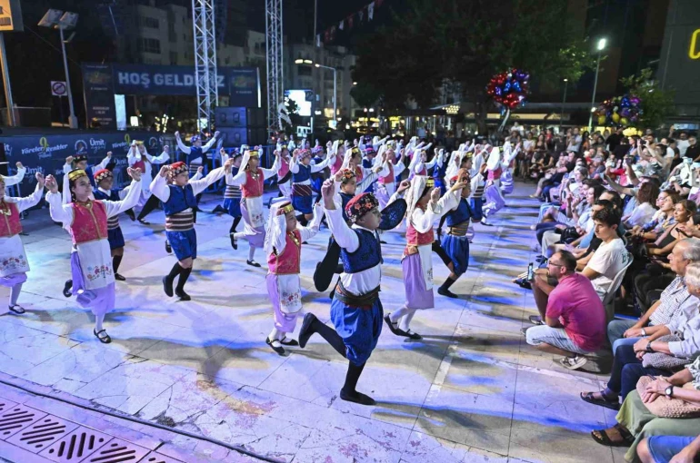 Yöreler Renkler Festivali’nde Ege ve Marmara rüzgarı 