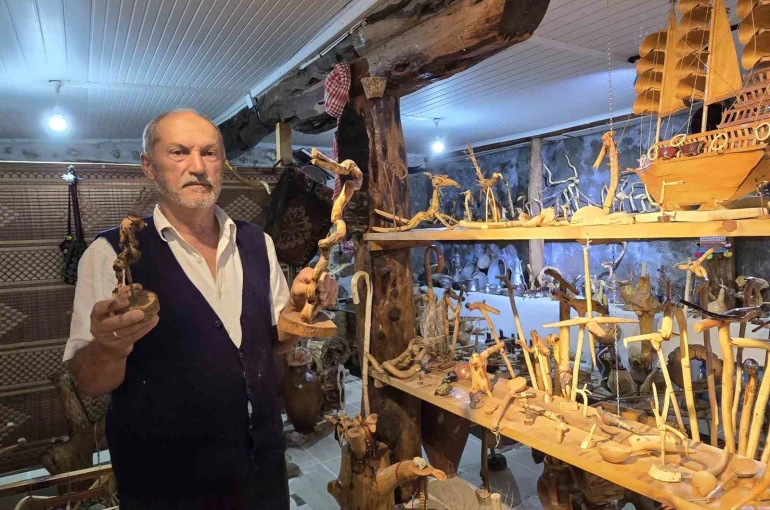 Yozgatlı Kültür Bakanlığı Sanatçısı Raşit Öztürk 19 yıldır ağaç parçalarını hayal gücüyle süslüyor