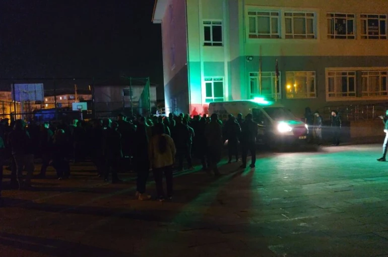 Yozgat’ta aniden fenalaşarak yere yığılan 17 yaşındaki çocuk hayatını kaybetti 