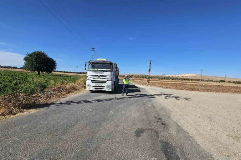 Yük taşıyan araçlara tonaj ve branda denetimi