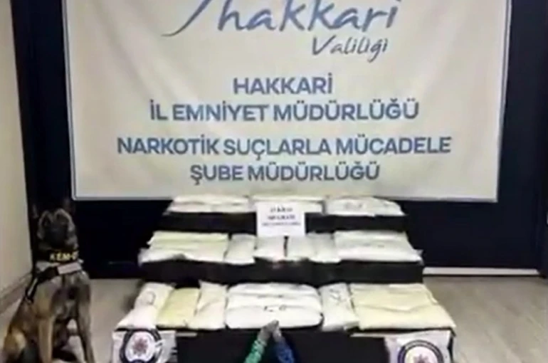 Yüksekova’da 63 kilo metamfetamin ele geçirildi