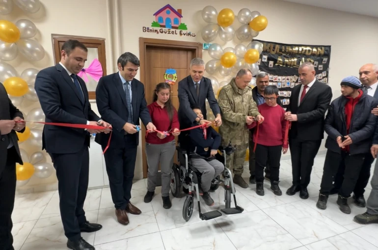 Yüksekova’da özel öğrenciler için ’Uygulama Evi’ açıldı 