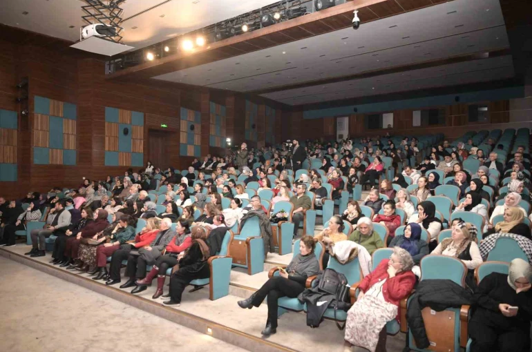 Yunus Emre, Esenyurt’ta ilahiler ve şiirlerle anıldı 