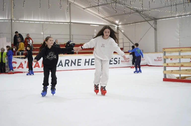 Yunusemre’de 7-17 yaş arası çocuklara ücretsiz buz pateni fırsatı 