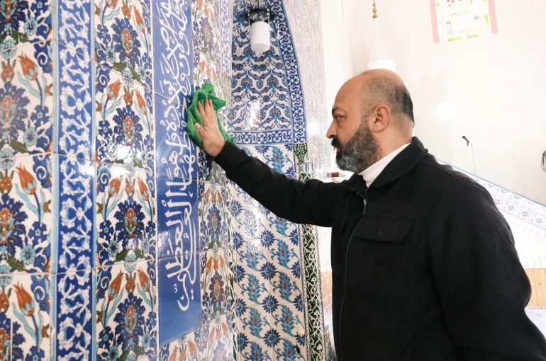 Yunusemre’de ibadethaneler ramazana hazırlanıyor 