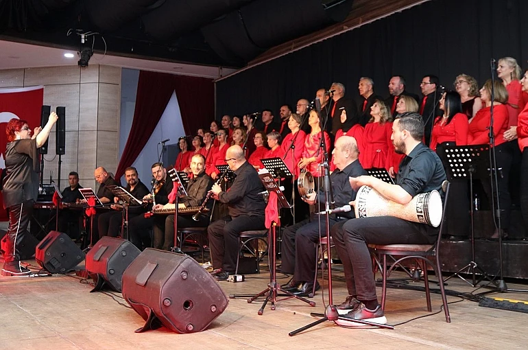 Yunusemre’de Sevgililer Günü’ne özel muhteşem konser