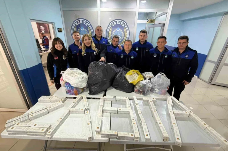 Zabıta ekipleri güzellik salonlarına yaptığı denetimde son kullanma tarihi geçen bin 500 ürüne el koydu 