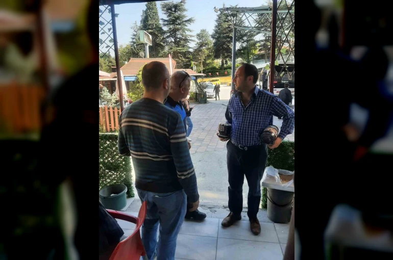 Zabıta tüketim tarihi geçen 100 kilogram zeytine el koydu 