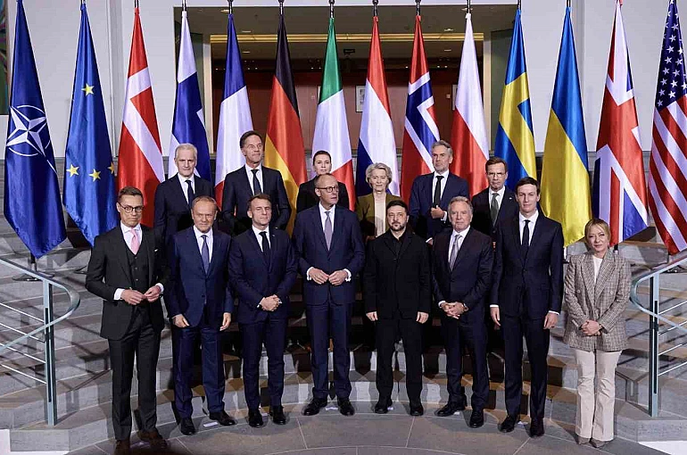 Zelenskiy ile bir araya gelen Avrupalı liderler, Avrupa öncülüğünde çok uluslu güç teklif etti 