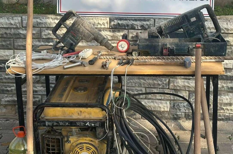 Zenginlik hayali, kazdıkları çukura düştü