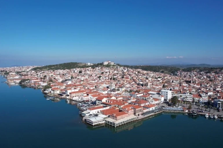 Zeytin hasadıyla tatil buluştu: Ayvalık ara tatilin gözdesi oldu 