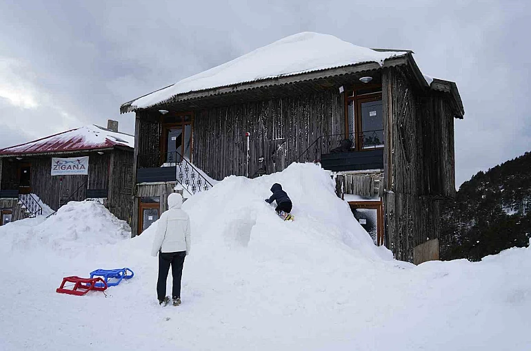 Zigana Dağı sömestir tatili boyunca 80 bin ziyaretçiyi ağırladı 