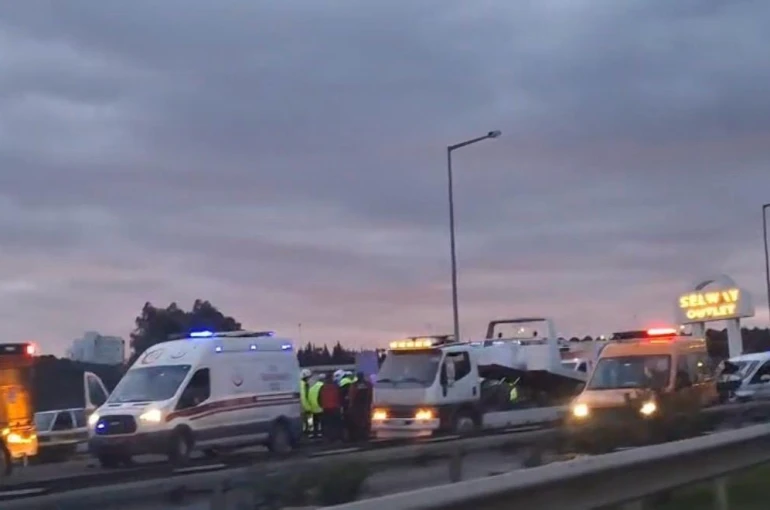 Zincirleme trafik kazasında 7 kişi yaralandı