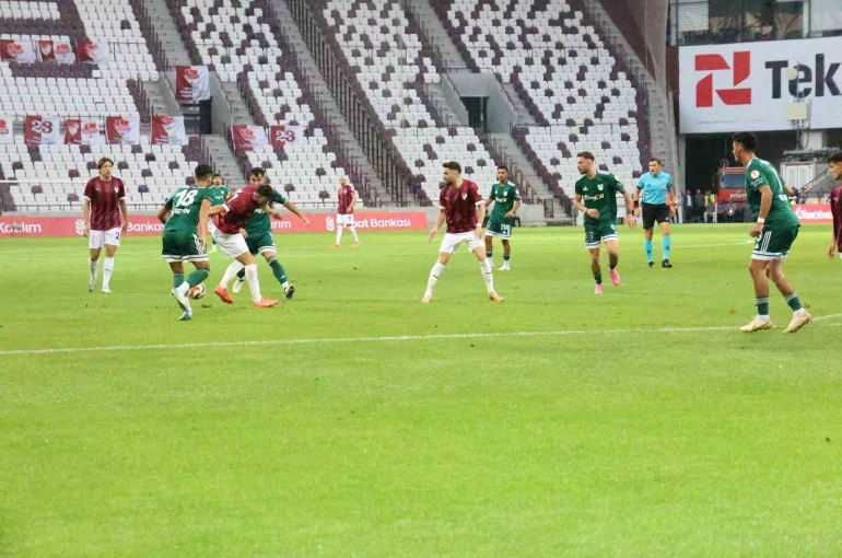Ziraat Türkiye Kupası: Elazığspor: 2 - 12 Bingölspor: 3 