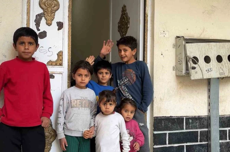 Zor şartlarda yaşayan 6 yetim çocuklu aile için yeni bir hayat başladı