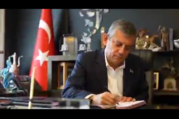 ÖZGÜR