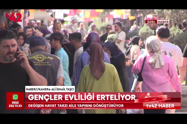 Gençler evliliği erteliyor